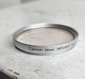 Canon 255819452892 Skylight 1x Filter 58mm Circular Thread - Silver Chrome