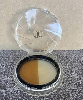 S55hcg Hoya Vintage 55mm Half-color Camera Lens Filter- New With Case-d1