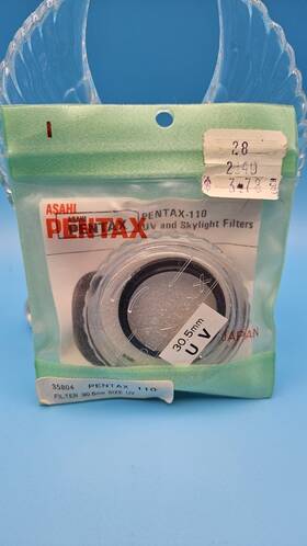 35804 Pentax Vintage Asahi 110 Camera Lens 30.5mm L39 Uv Filter Made Japan