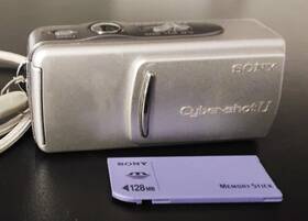Dsc-u20 Sony Cyber-shot Dsu-20 Silver Compact Digital Camera 128mb Memory Vintage