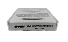43brzgg18 Tiffen 43mm Bronze Glimmerglass Density/grade 1/8 - Softens Skin Details 43brzgg18 Tiffen 43mm Bronze Glimmerglass Density/grade 1/8 - Softens Skin Details