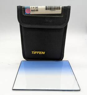 4565cgb1sh Tiffen 4x5.65 Inch Blue 1 Tint Soft-edged Graduated Filter - Horizontal Grad