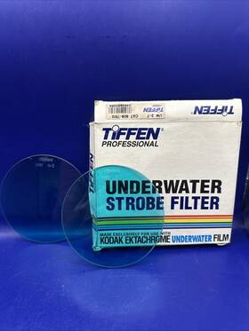 808-7512 Tiffen Pro Uw 2-7 4 1/4 Inch Diam. Underwater Strobe Filter Bonus 0-2