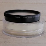 Canon 77MM Close-up Lens 500D Filter W/ Case *very Good*. Fixed Price $59.99.