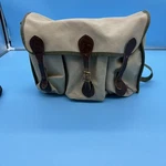 Vtg Leica Khaki Leather Camera Bag With Shoulder Strap E. Leitz Usa Made. Fixed Price $80.00.