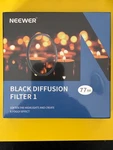 Neewer 77MM Black Diffusion Filter Soften And Create Foggy Effect. Fixed Price $10.00.