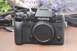 Fujifilm X-T1 16.3MP Mirrorless Camera Black (body Only) With Charger. Fixed Price $449.95.